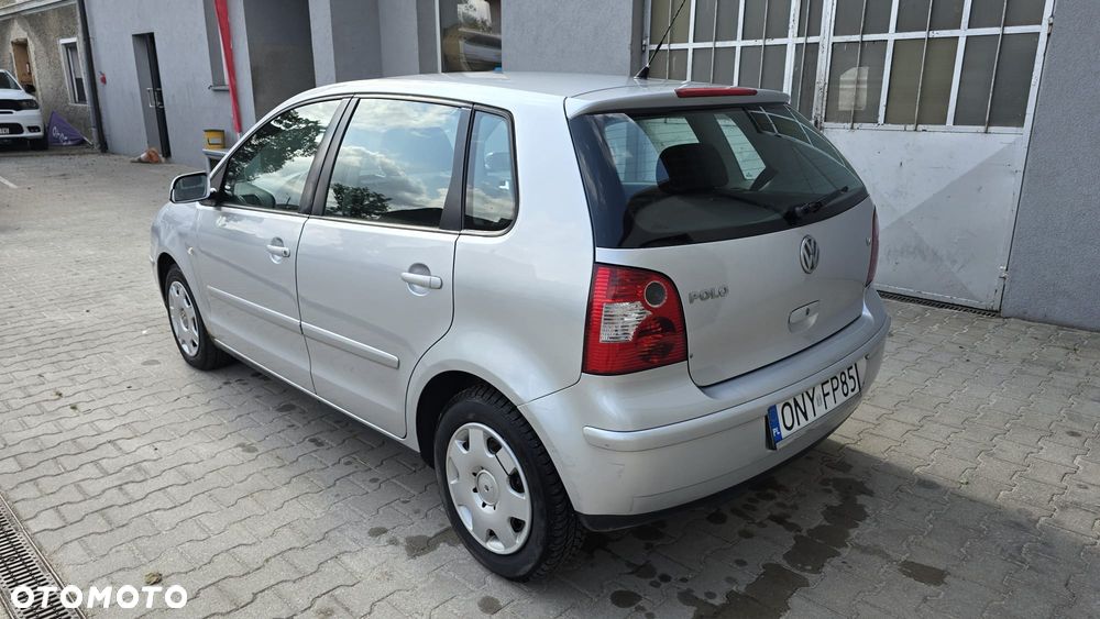 Volkswagen Polo 1.4 16V Comfortline - 3