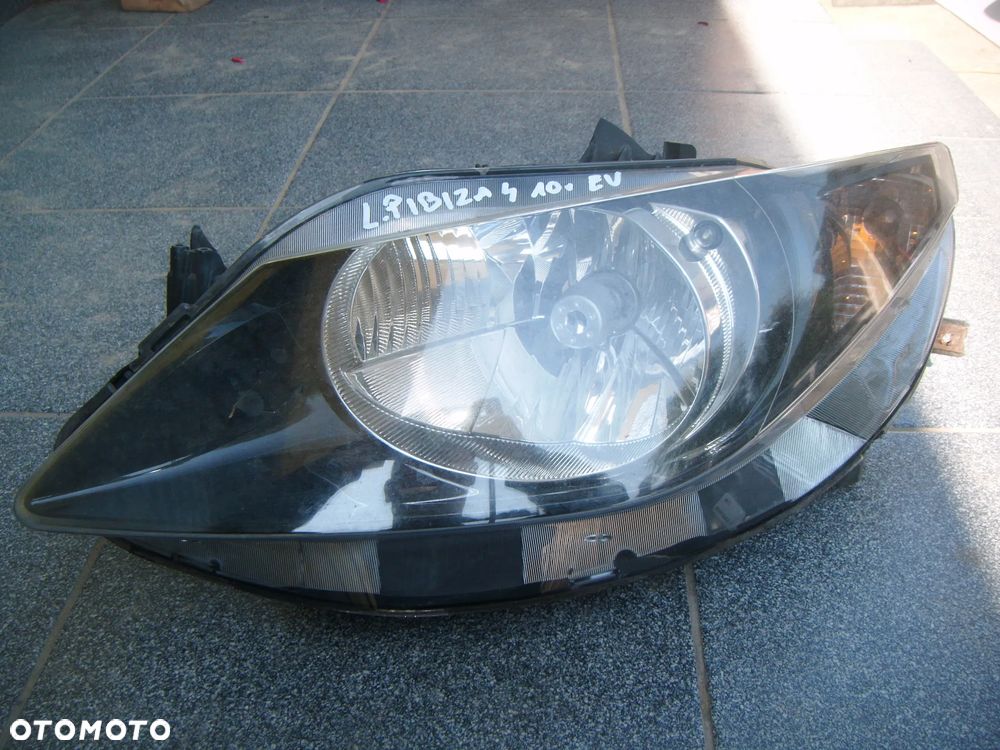 seat ibiza 4 6j 10r lampa lewy przód - 1