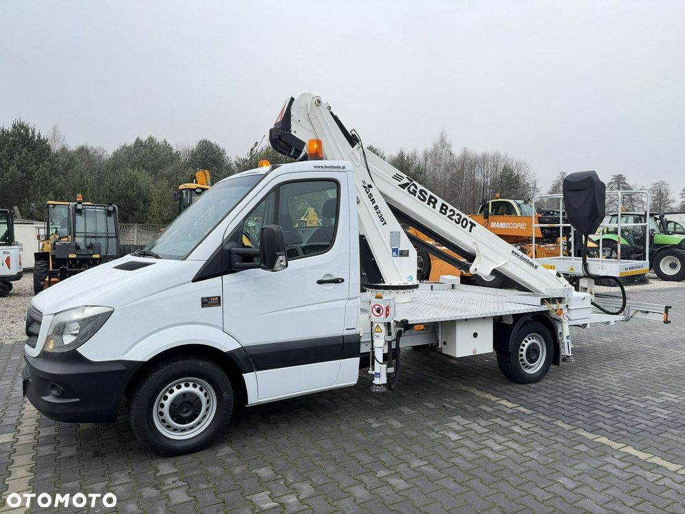 Mercedes-Benz Sprinter - 3