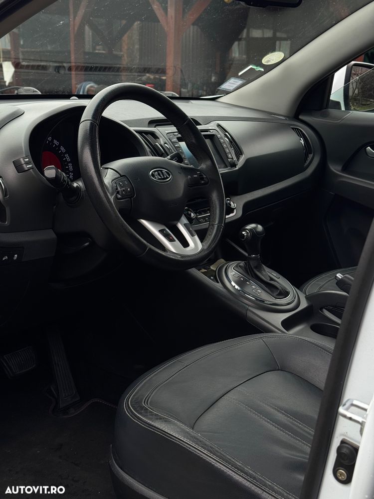Kia Sportage - 2