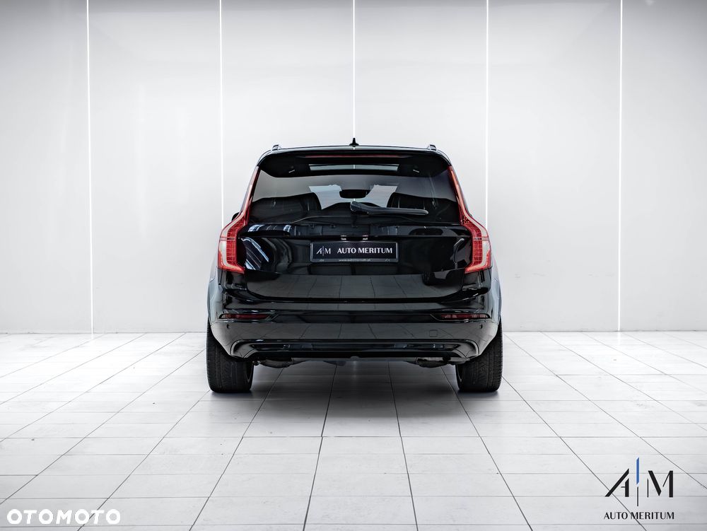 Volvo XC 90 B5 D AWD Ultimate Dark - 11
