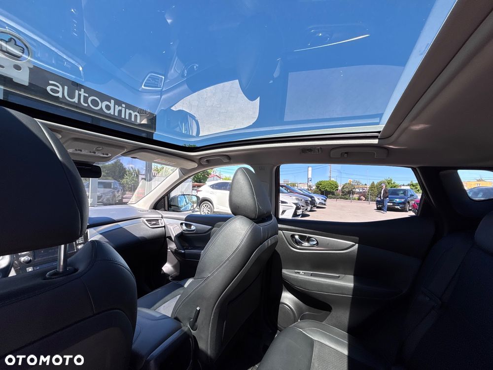 Nissan Qashqai 1.3 DIG-T Tekna - 22