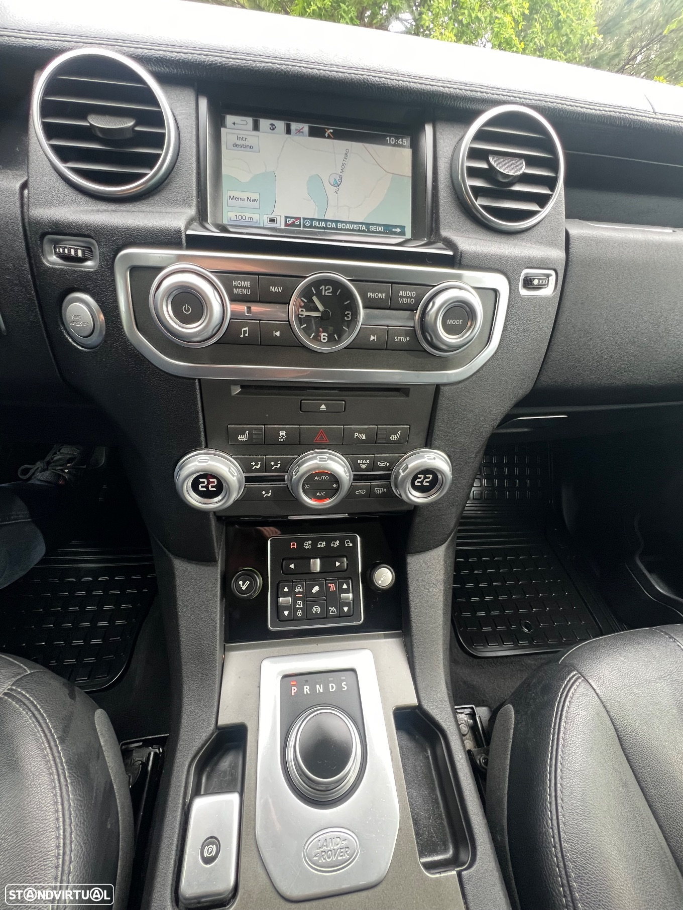 Land Rover Discovery SD V6 HSE - 22