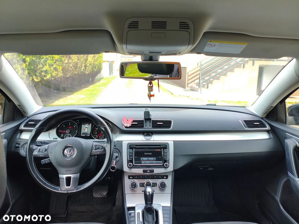 Volkswagen Passat 2.0 TDI Comfortline DSG - 22