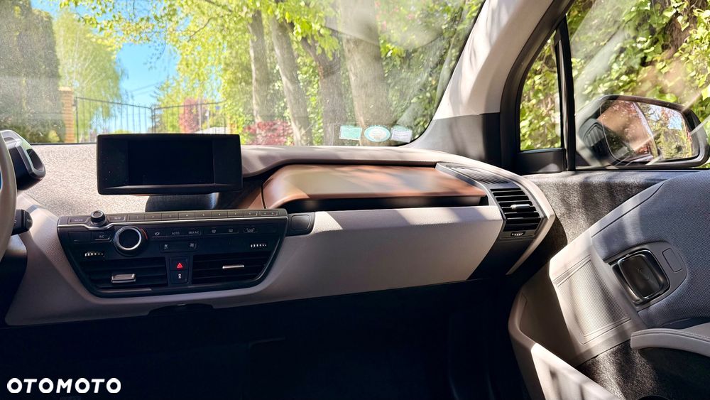BMW i3 (120 Ah) - 32