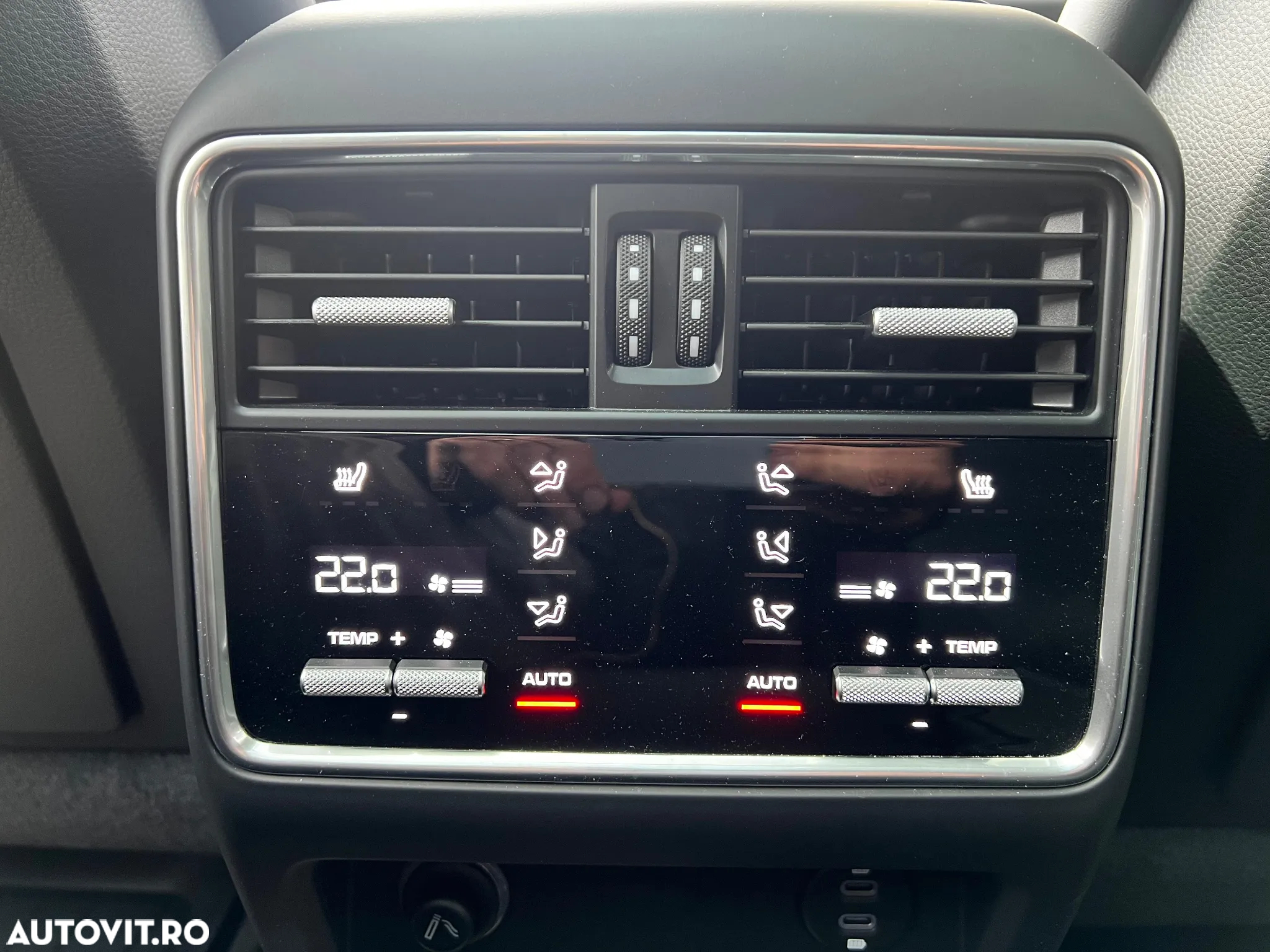 Porsche Cayenne - 11