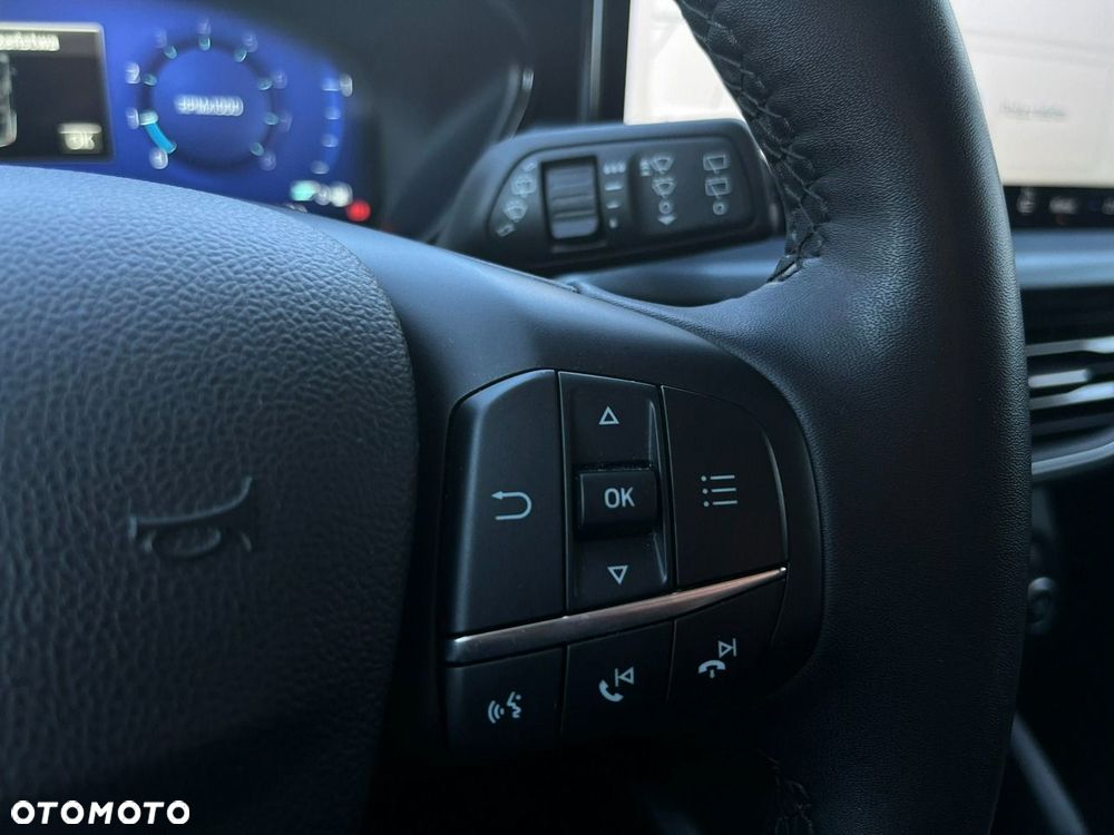Ford Focus 1.0 EcoBoost Hybrid ACTIVE X - 23