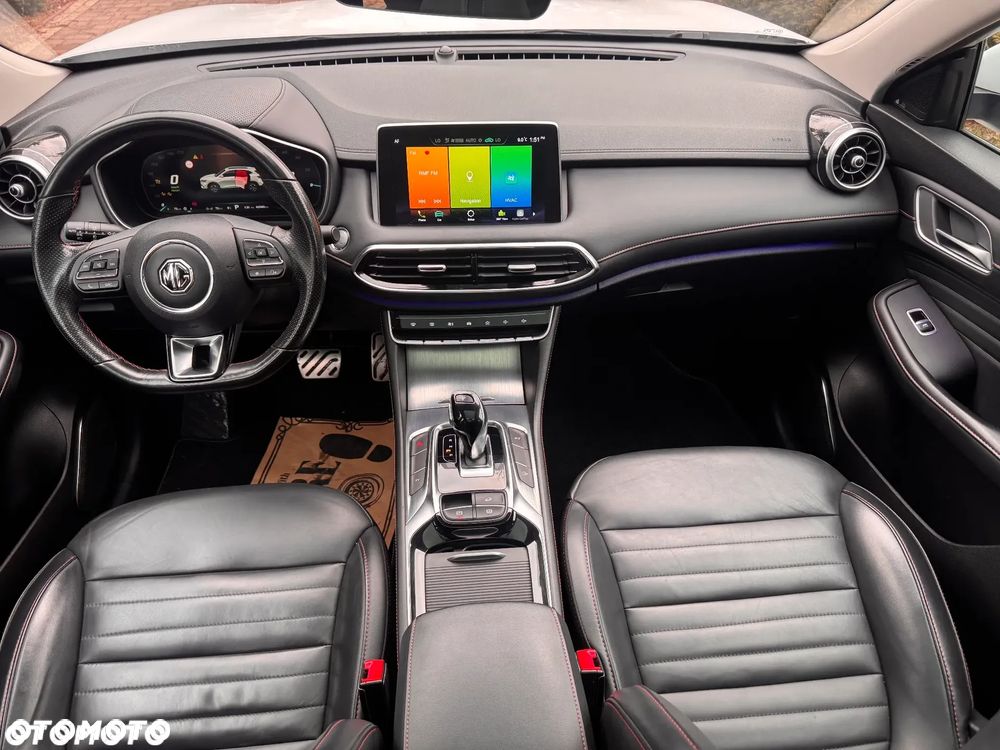 MG EHS Luxury - 18