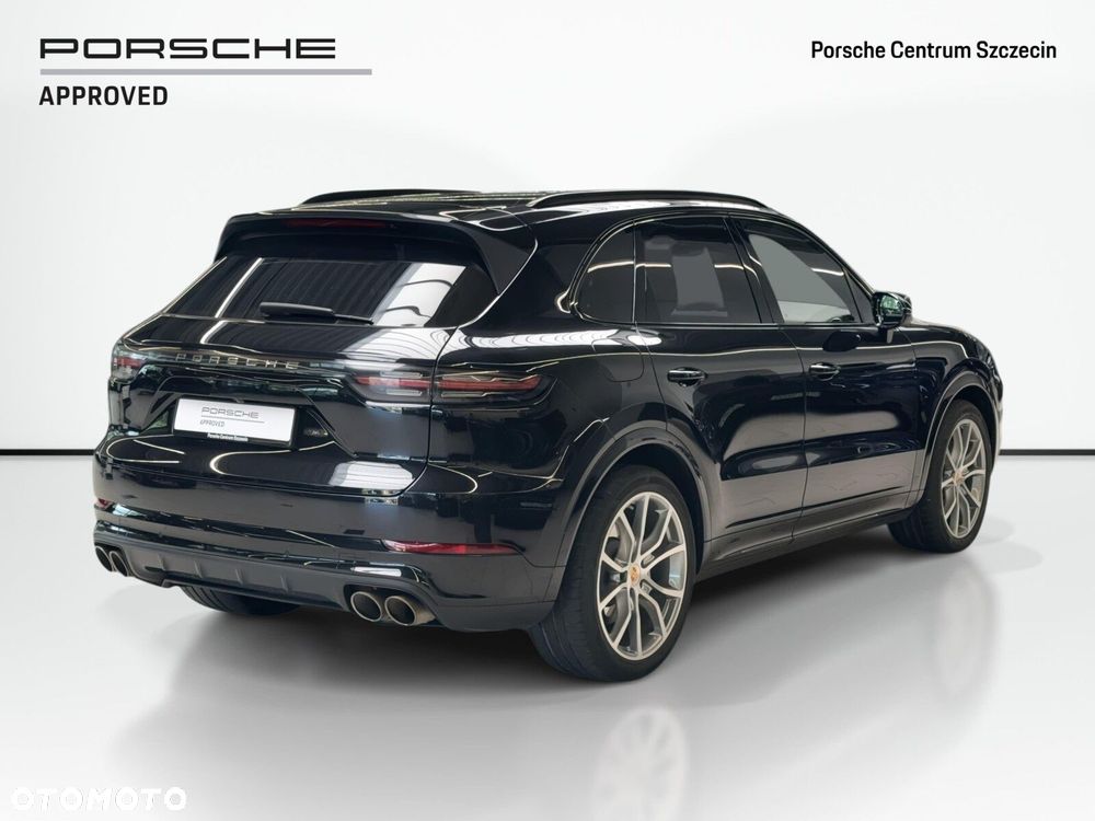 Porsche Cayenne - 6