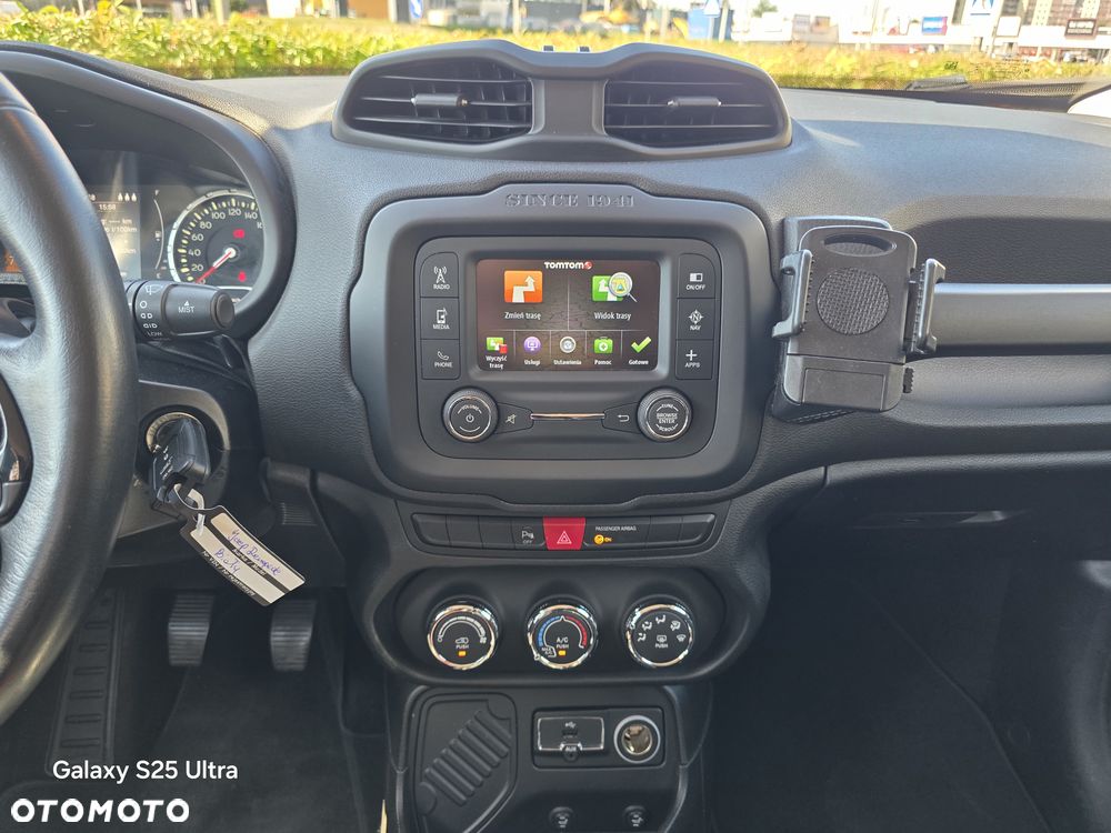 Jeep Renegade 1.6 E-torQ Night Eagle - 11