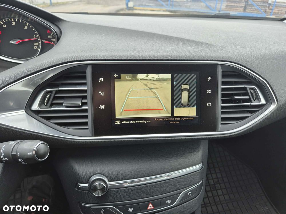 Peugeot 308 BlueHDi 120 EAT6 Stop & Start Active - 9