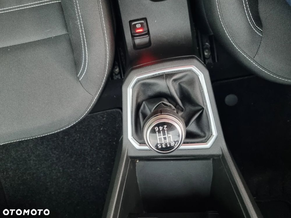 Dacia Sandero TCe 90 Essential - 15