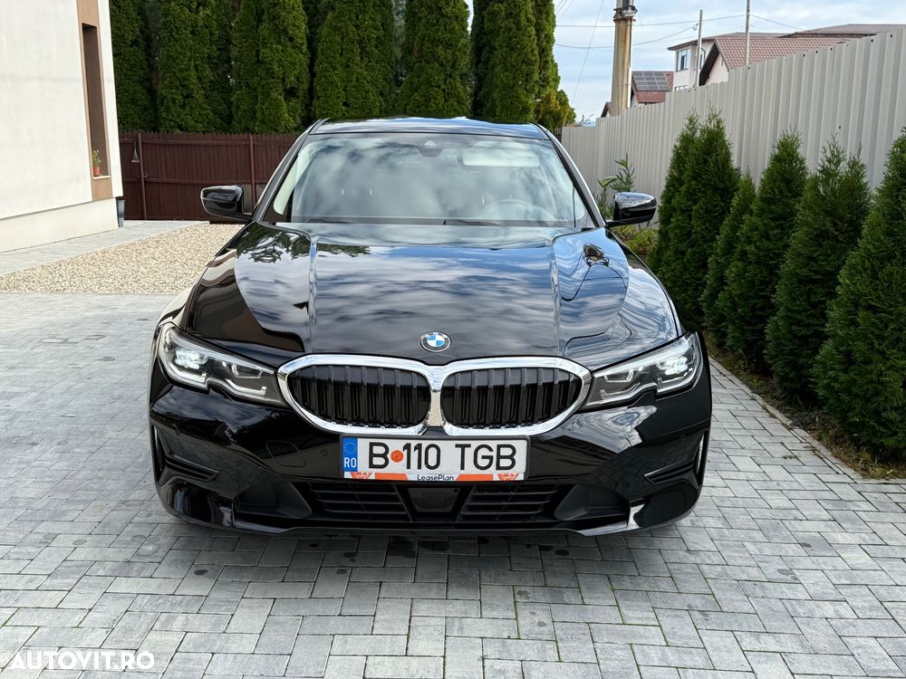 BMW Seria 3 320d xDrive AT MHEV - 8