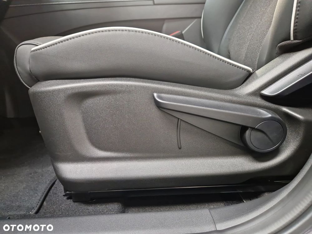 Omoda 5 1.5 T-GDI Hybrid Comfort DHT - 17