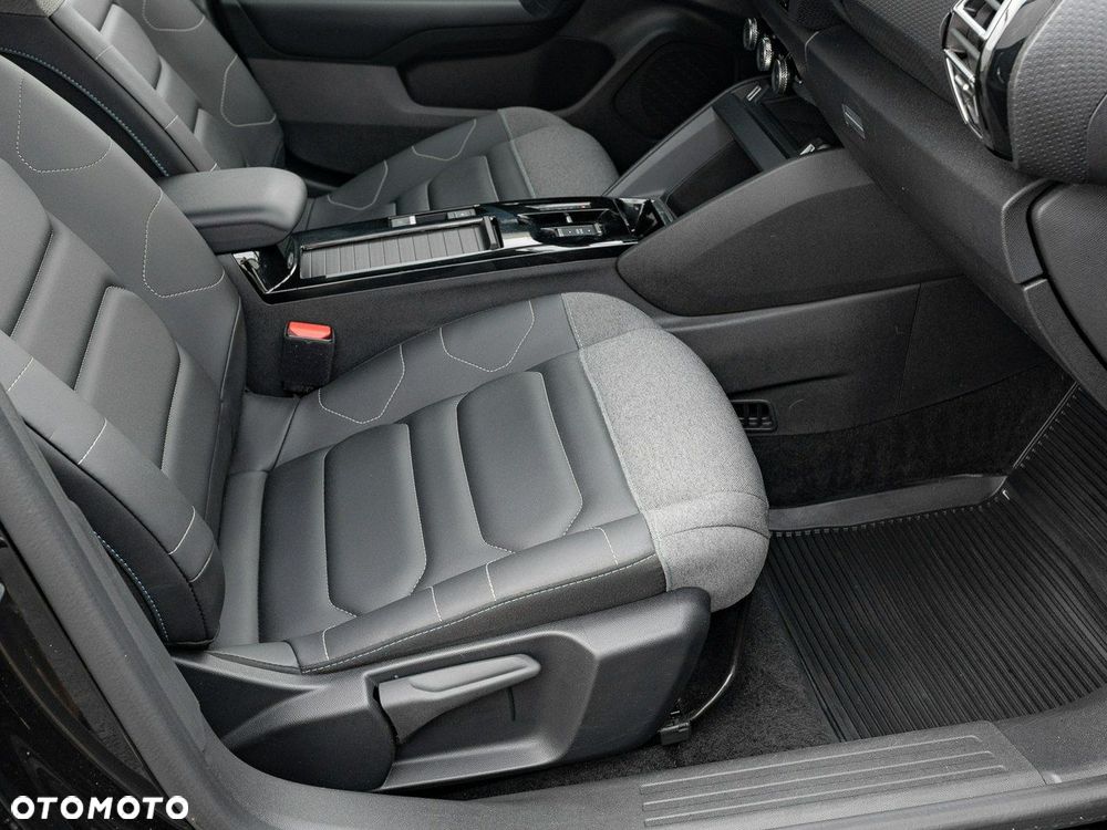 Citroën C4 e-C4 EV136 50kWh Shine - 31