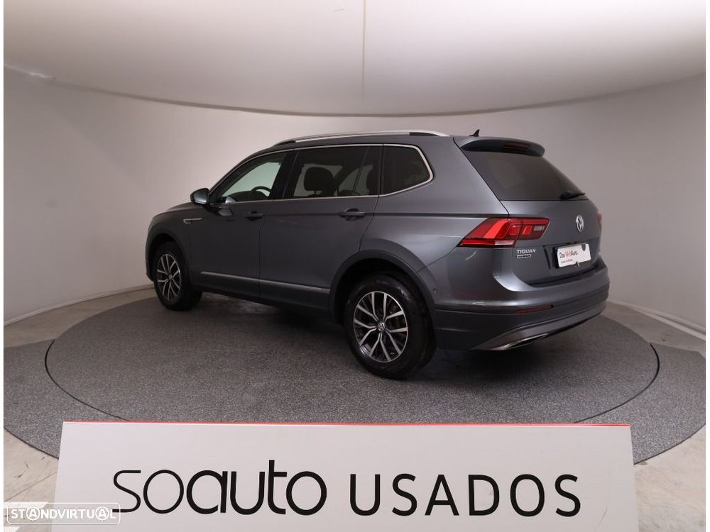 VW Tiguan Allspace 2.0 TDI Confortline DSG - 8