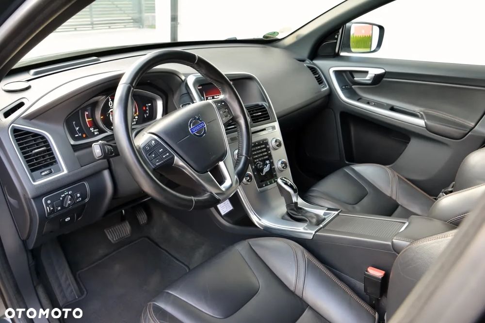 Volvo XC 60 D4 Geartronic Summum - 13