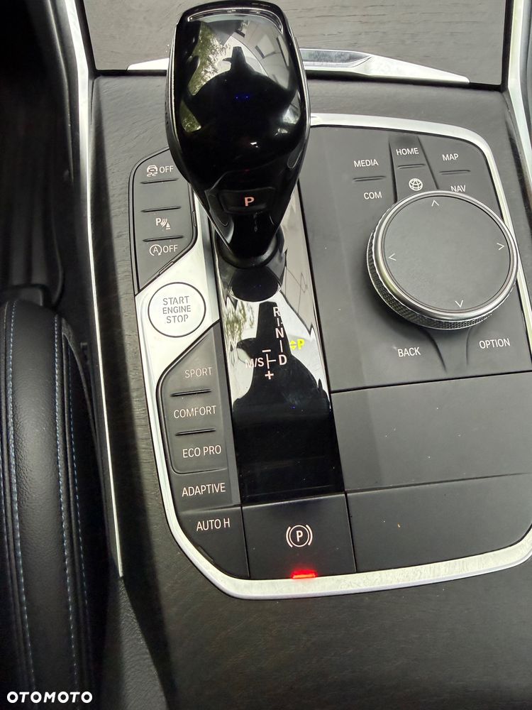BMW Seria 3 330i M Sport sport - 35