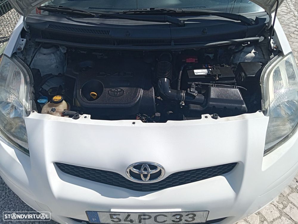 Toyota Yaris 1.4 D-4D ACtive - 17