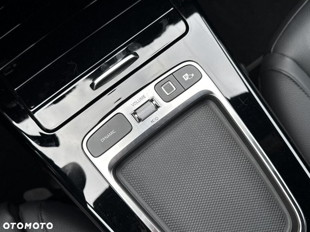 Mercedes-Benz CLA - 20