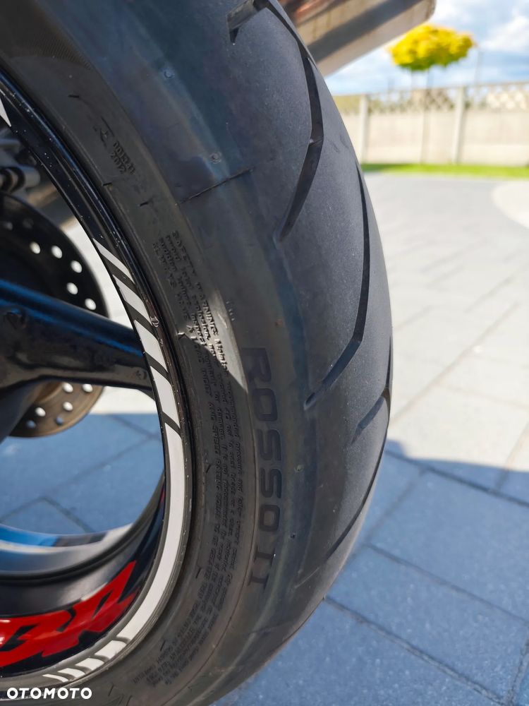 Honda CBR - 6
