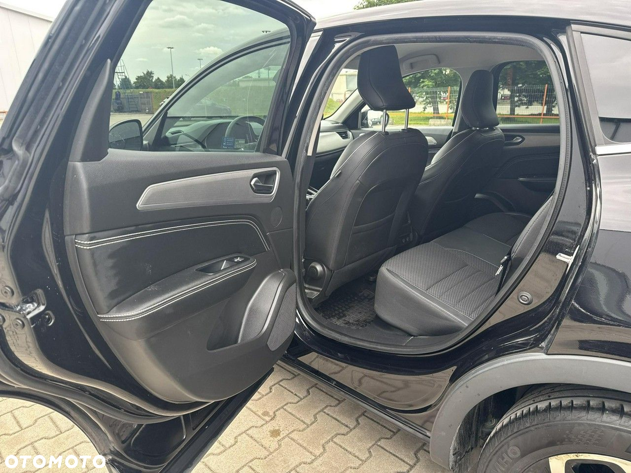 Renault Arkana 1.6 E-Tech Full Hybrid 145 Techno MMT - 14