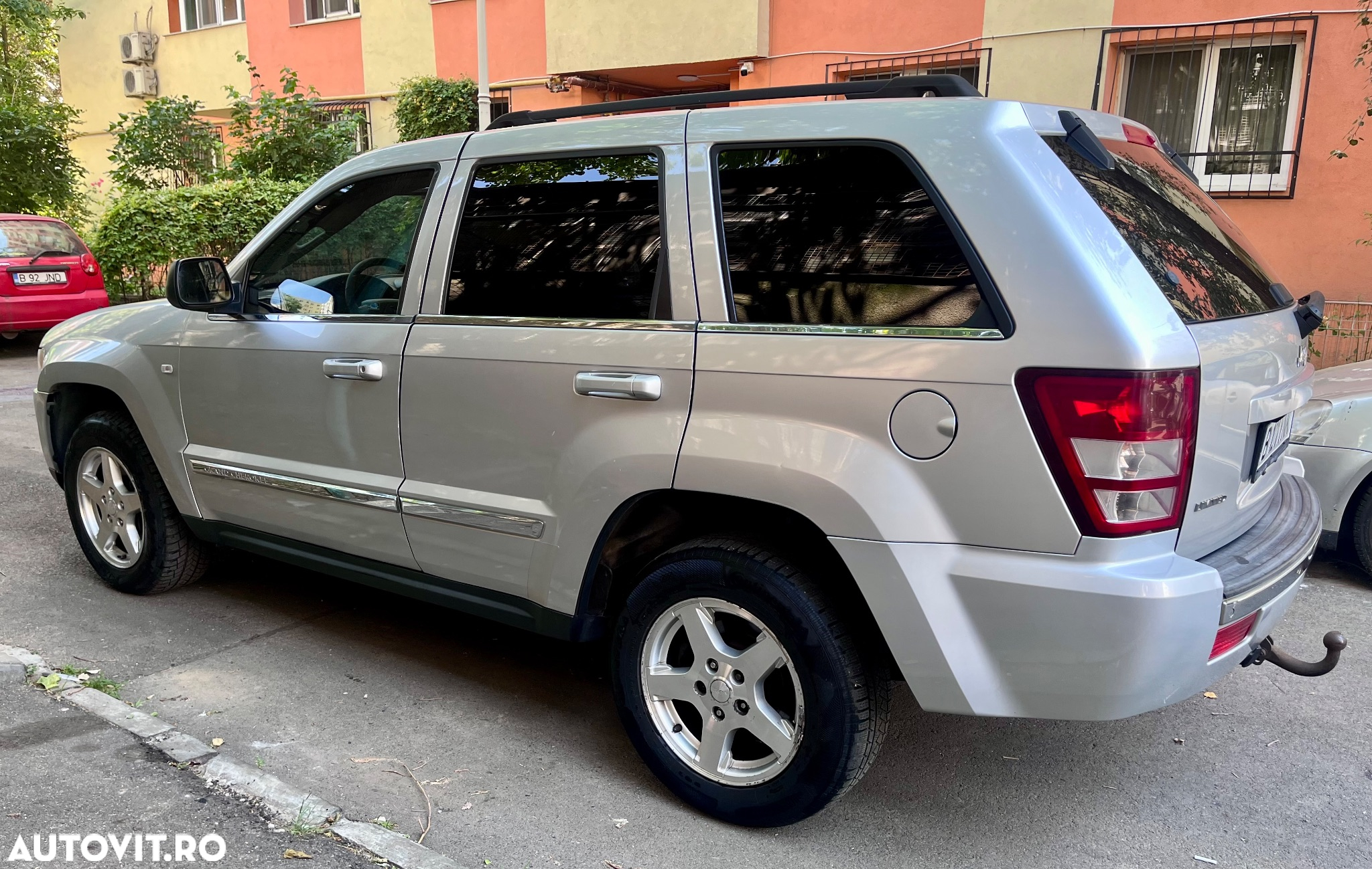 Jeep Grand Cherokee - 10