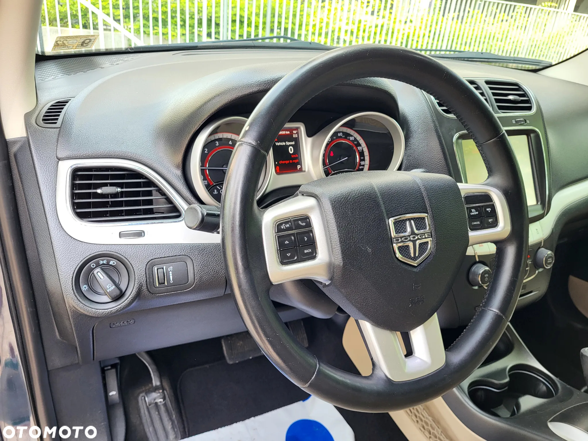 Dodge Journey - 8