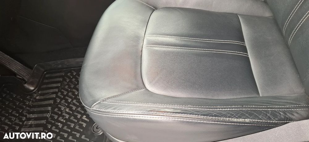 Kia Sportage 2,0 CRDI AWD Dream-Team Edition - 27