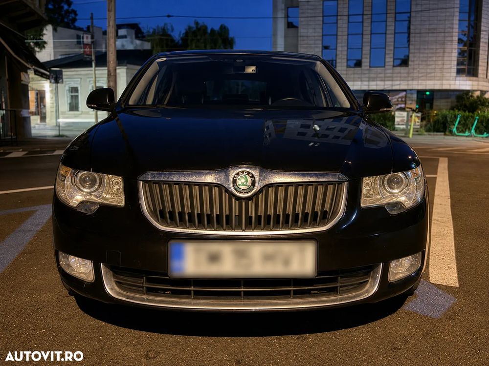 Skoda Superb 2.0 TDI Elegance - 4