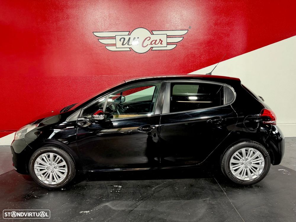 Peugeot 208 1.2 PureTech Style - 8