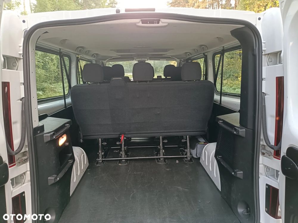 Renault Trafic - 14