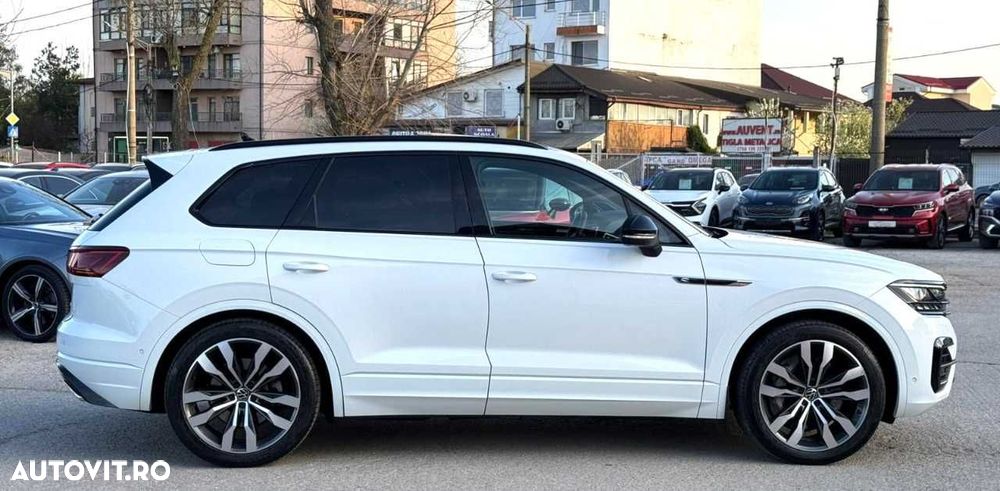 VOLKSWAGEN Touareg 2022 — imagine 10
