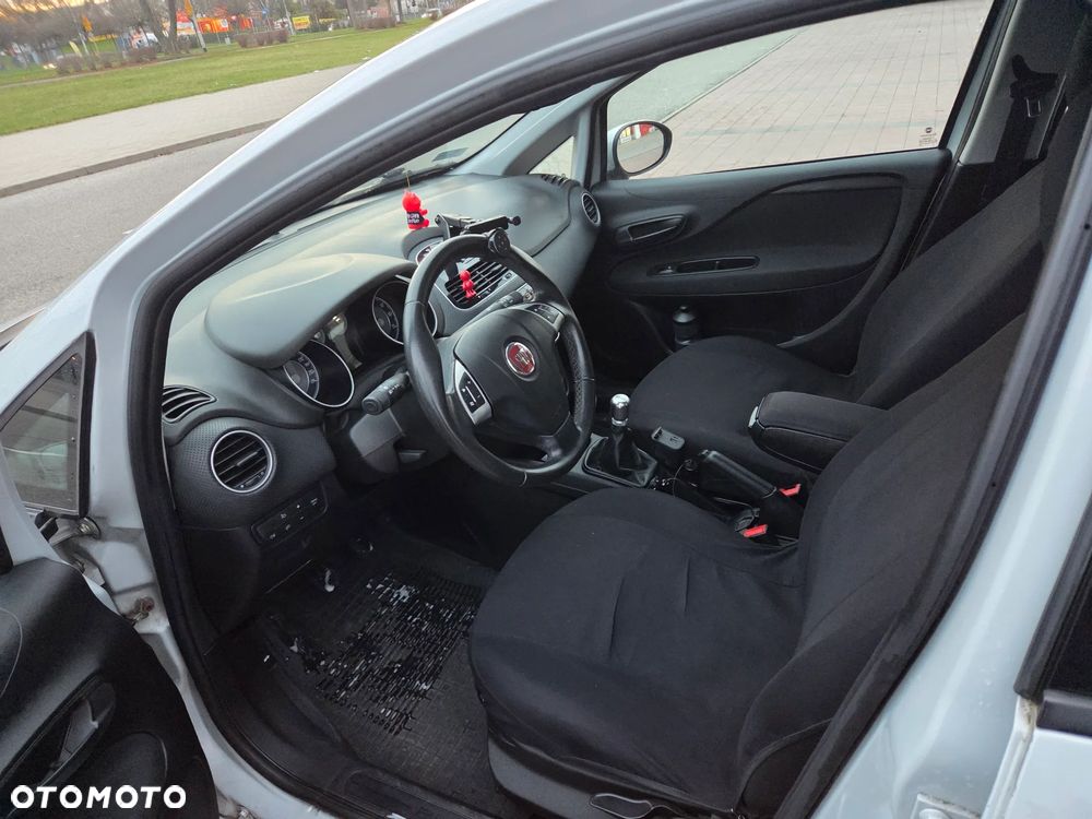 Fiat Punto 1.4 Easy S&S - 8