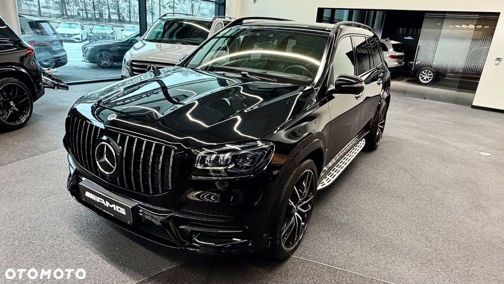 Mercedes-Benz GLS - 24