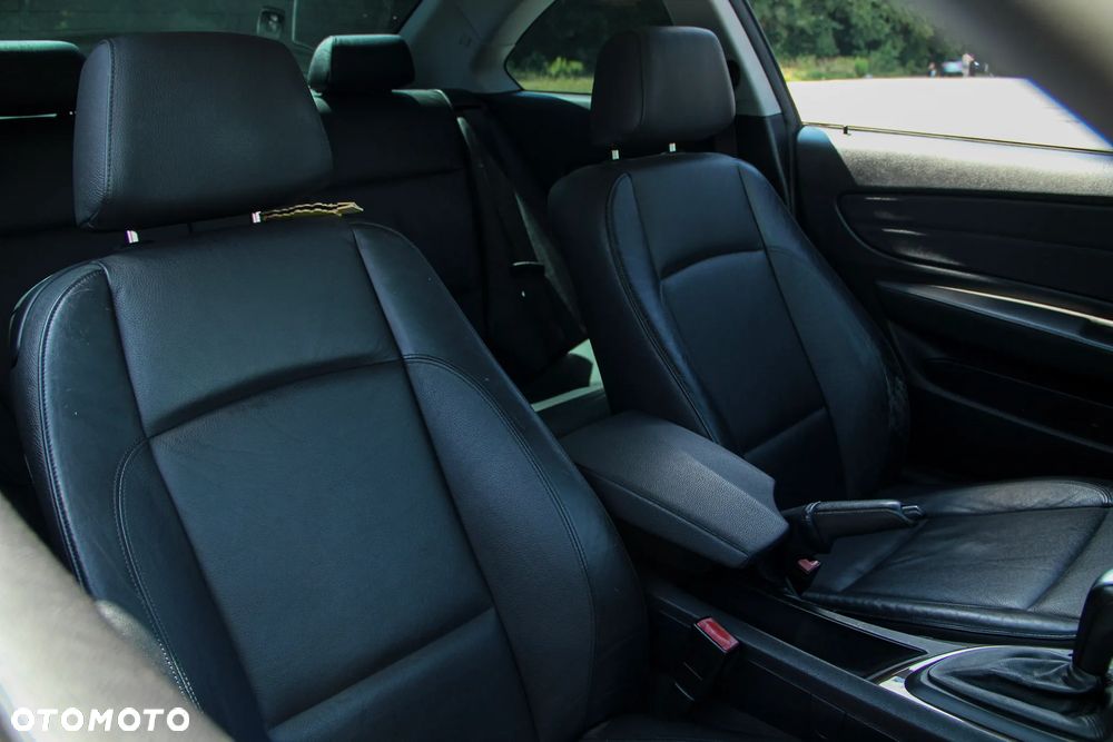 BMW Seria 1 - 18