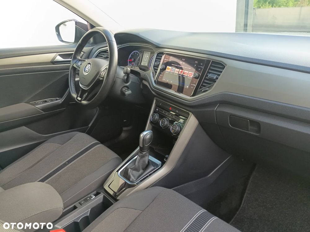 Volkswagen T-Roc 1.5 TSI OPF DSG ACTIVE - 9