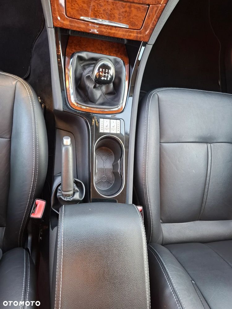 Ford Mondeo 1.8 TDCi Ghia - 14