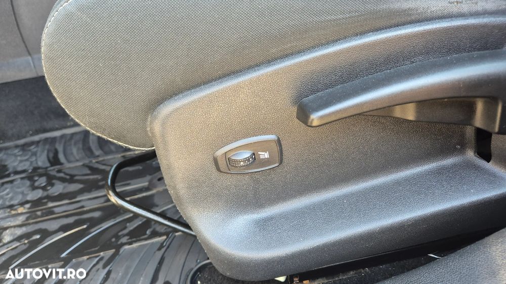 Renault Megane ENERGY dCi 110 Start & Stop LIMITED - 13