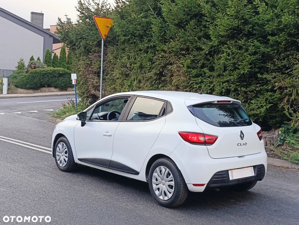 Renault Clio (Energy) dCi 90 Start & Stop INTENS - 4