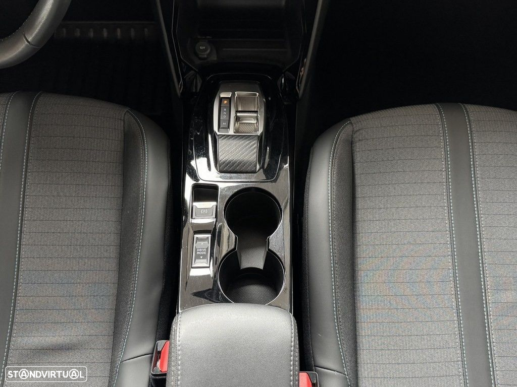 Peugeot 2008 1.5 BlueHDi Allure Pack EAT8 - 21