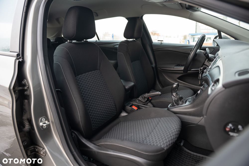 Opel Astra 1.6 D (CDTI) Start/Stop Business - 25