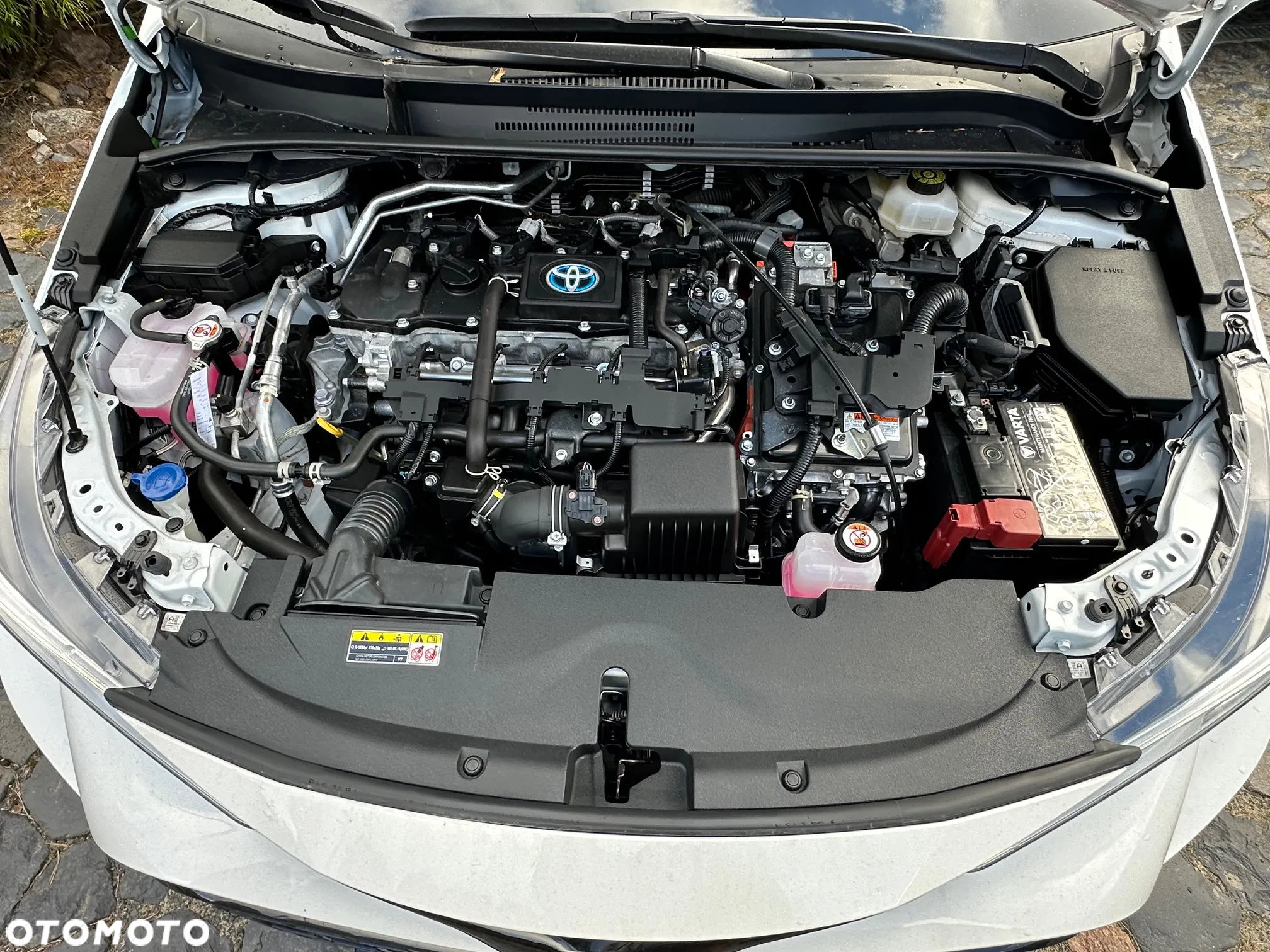Toyota Corolla 1.8 Hybrid Team Deutschland - 25