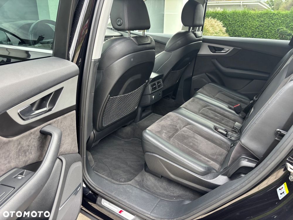 Audi Q7 45 TDI mHEV Quattro S Line Tiptr - 38