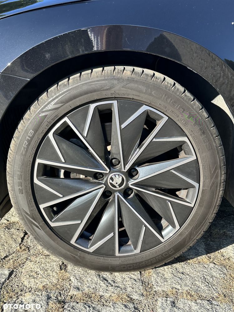 Skoda Superb 2.0 TSI 4x4 L&K DSG - 27