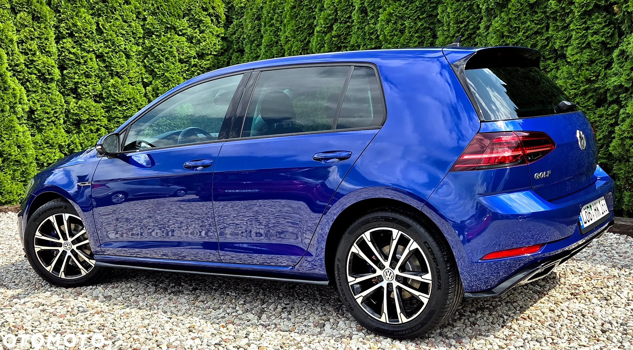 Volkswagen Golf 2.0 TDI SCR DSG R-Line - 12