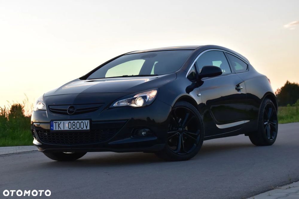 Opel Astra 1.6 T Cosmo - 2