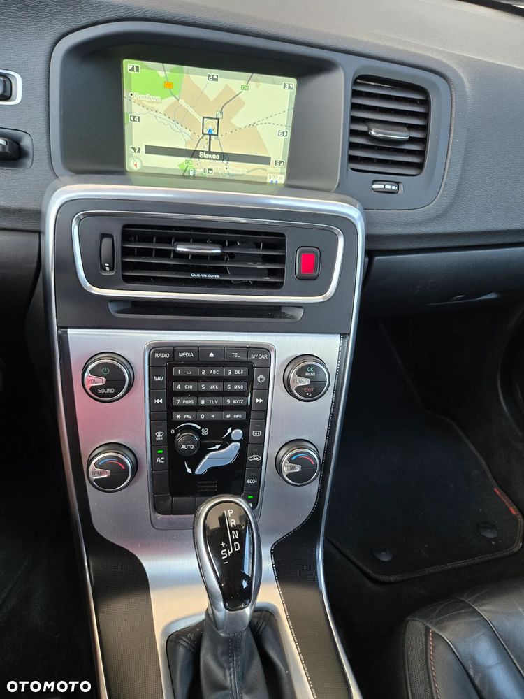 Volvo V60 D3 Geartronic Linje Business - 13