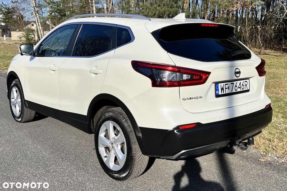 Nissan Qashqai 1.6 DCi 4x4 Tekna+ - 3