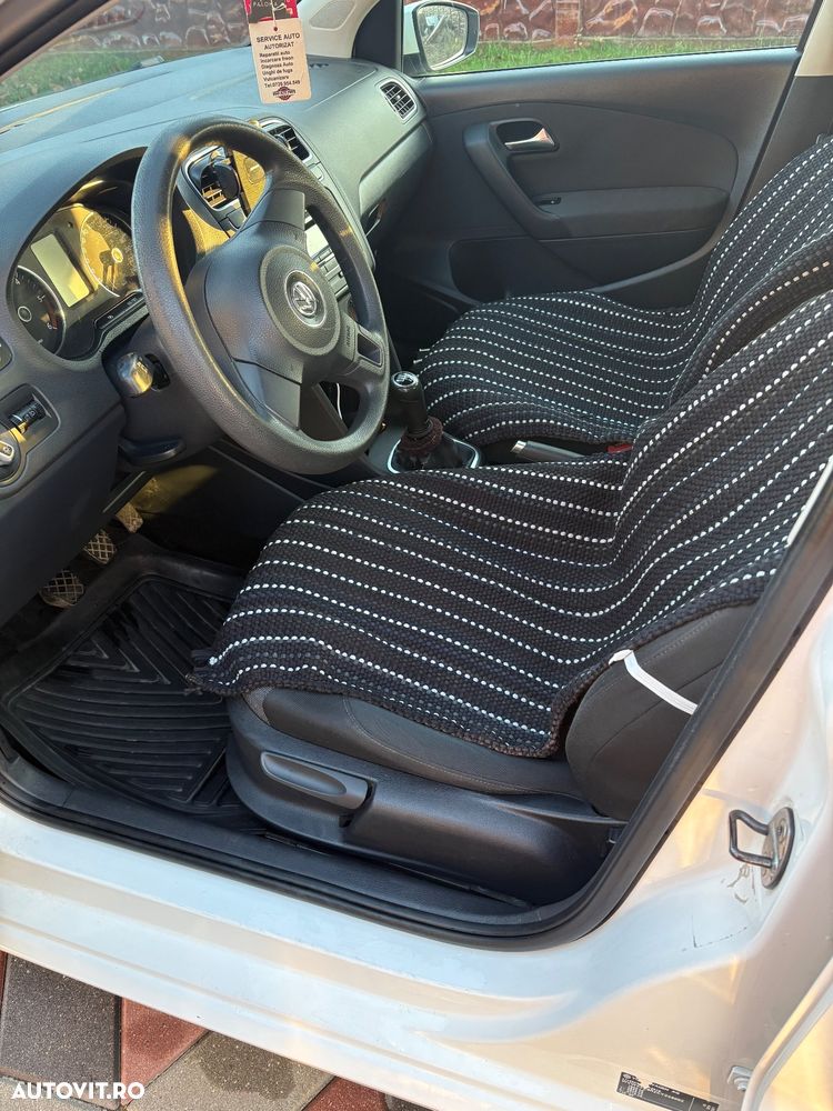 Volkswagen Polo 1.6 TDI Comfortline - 8